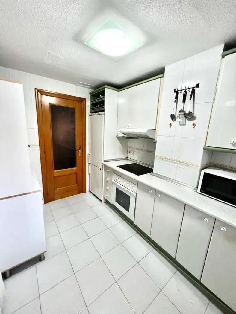 Apartament amb piscina de lloguer a Avenida Santander 31, imagen 12