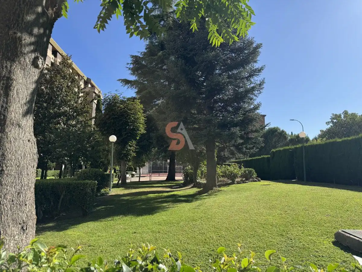 Jardí de Pis en venda en Valladolid amb Aire condicionat, Calefacció i Terrassa
