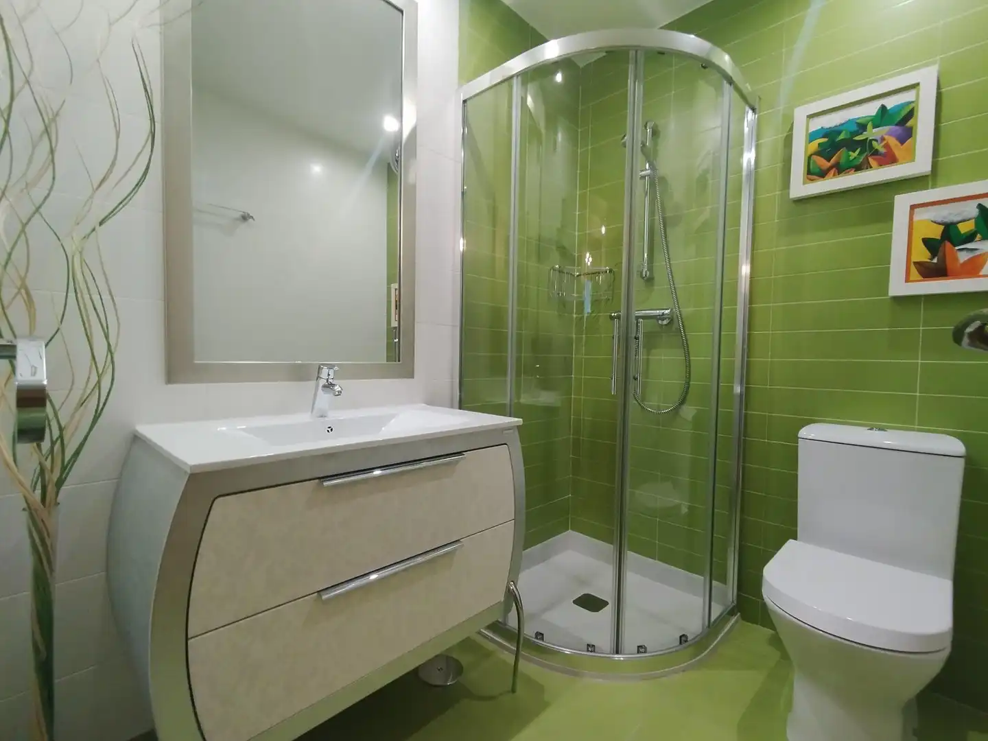 Baño de Piso de alquiler en Valladolid con Calefacción, Parquet y Amueblado