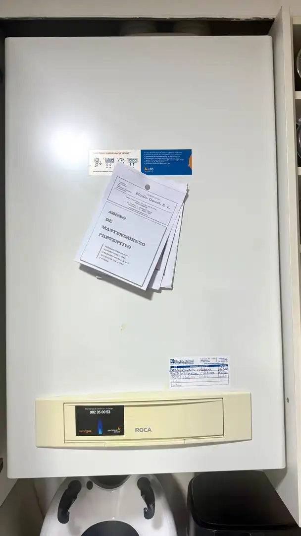 Parking de Piso de alquiler en Ourense Capital  con Calefacción y Trastero