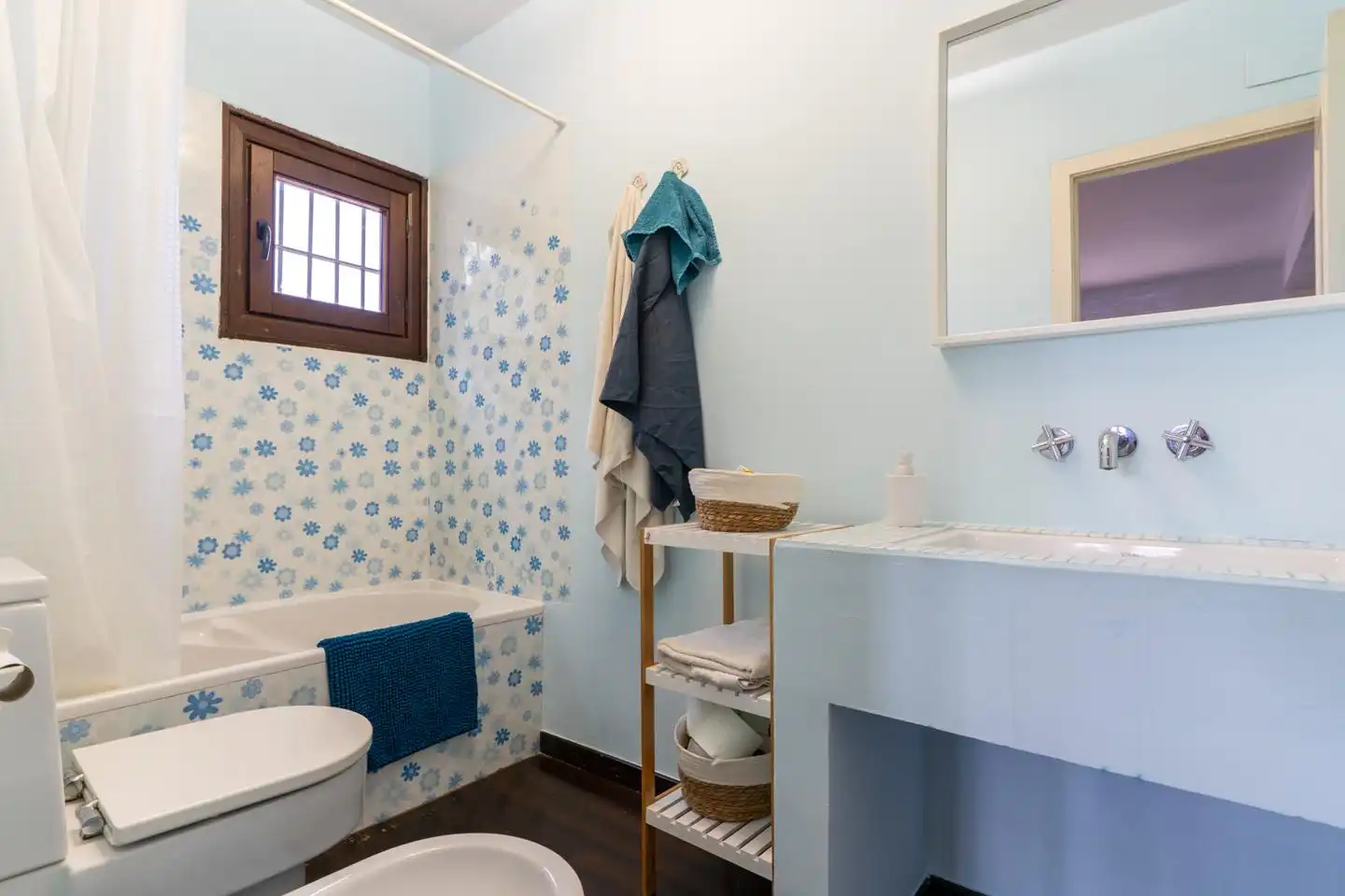 Baño de Casa o chalet en venta en Santa Pola con Calefacción, Jardín privado y Parquet