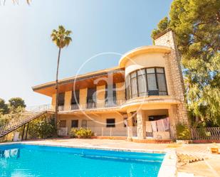 Exterior view of House or chalet for sale in Torrent  with Air Conditioner, Heating and Private garden