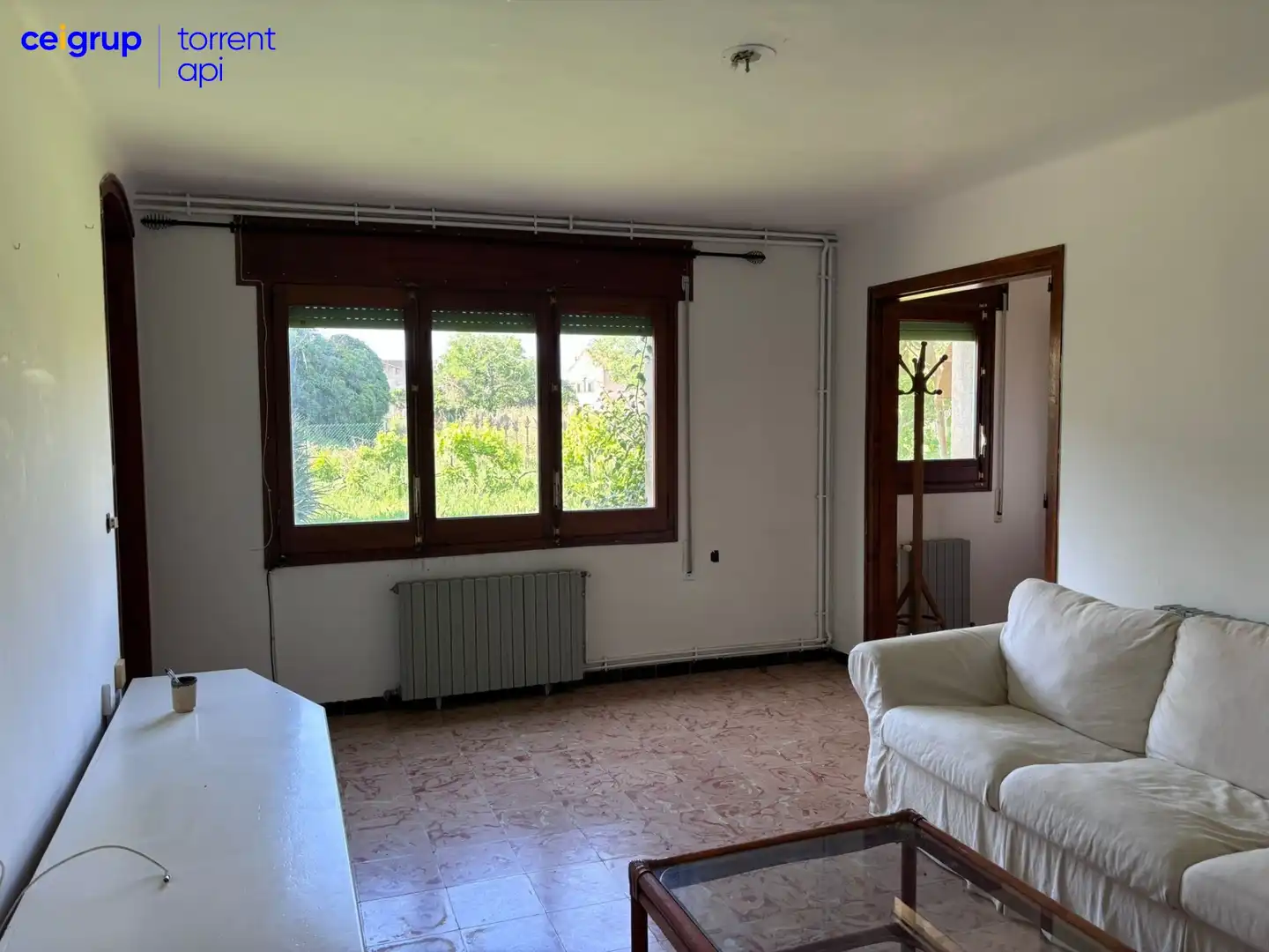 Sala d'estar de Casa o xalet en venda en Serra de Daró amb Calefacció, Terrassa i Balcó