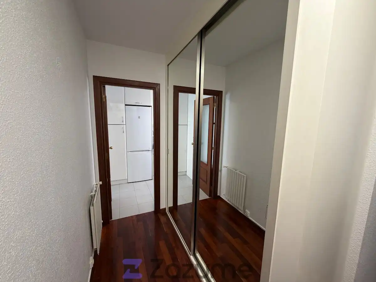 Bedroom of Flat for rent in Santander  with Heating, Parquet flooring and Storage room