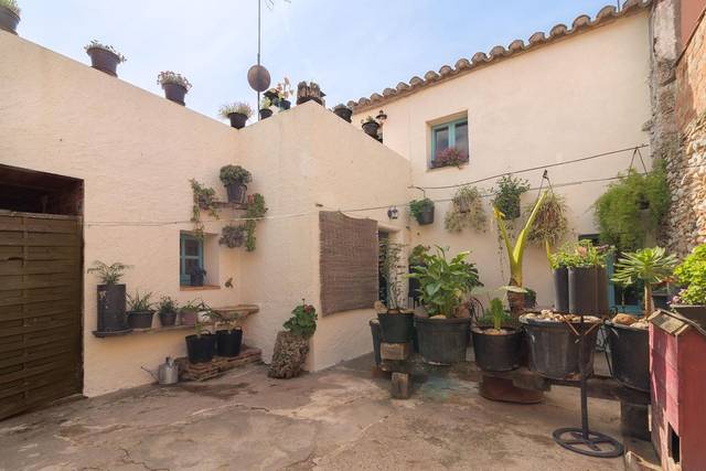 Finca rústica en Venta en Calle NOU en Sant Miquel de Fluvià