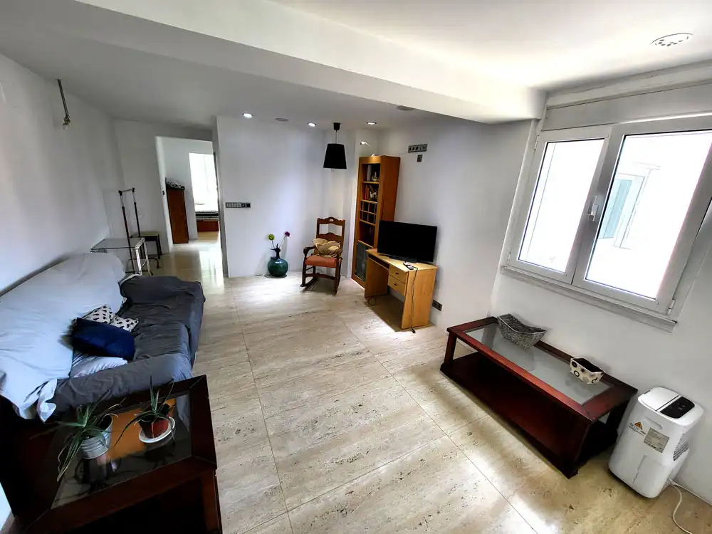 Sala de estar de Piso de alquiler en Vigo  con Amueblado, Horno y Lavadora