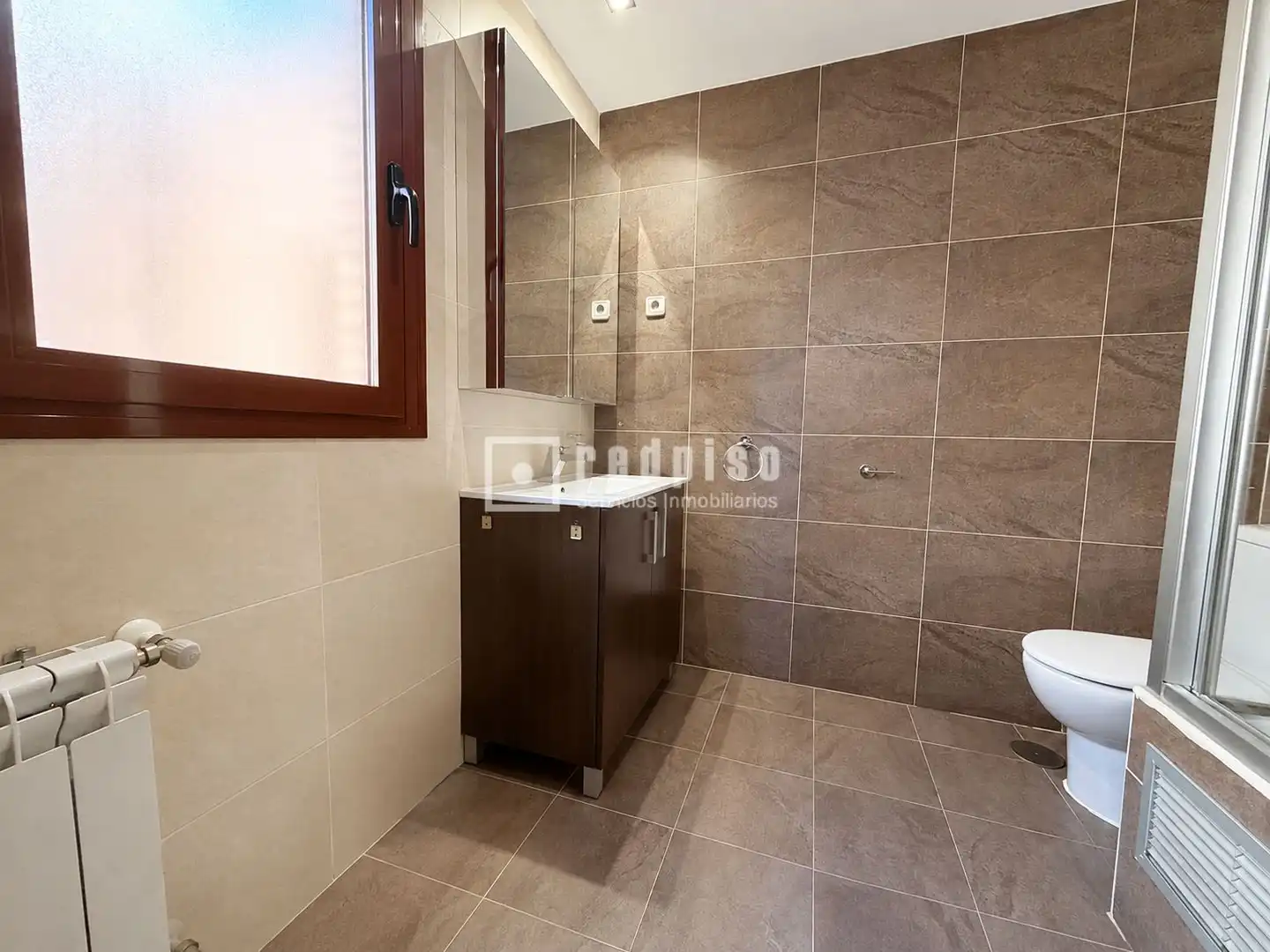 Bathroom of Attic for sale in Alovera  with Air Conditioner, Heating and Parquet flooring