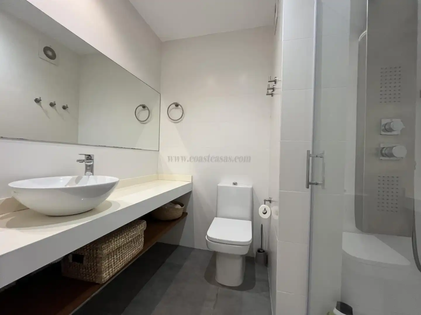 Bany de Apartament en venda en Orihuela amb Aire condicionat, Calefacció i Terrassa