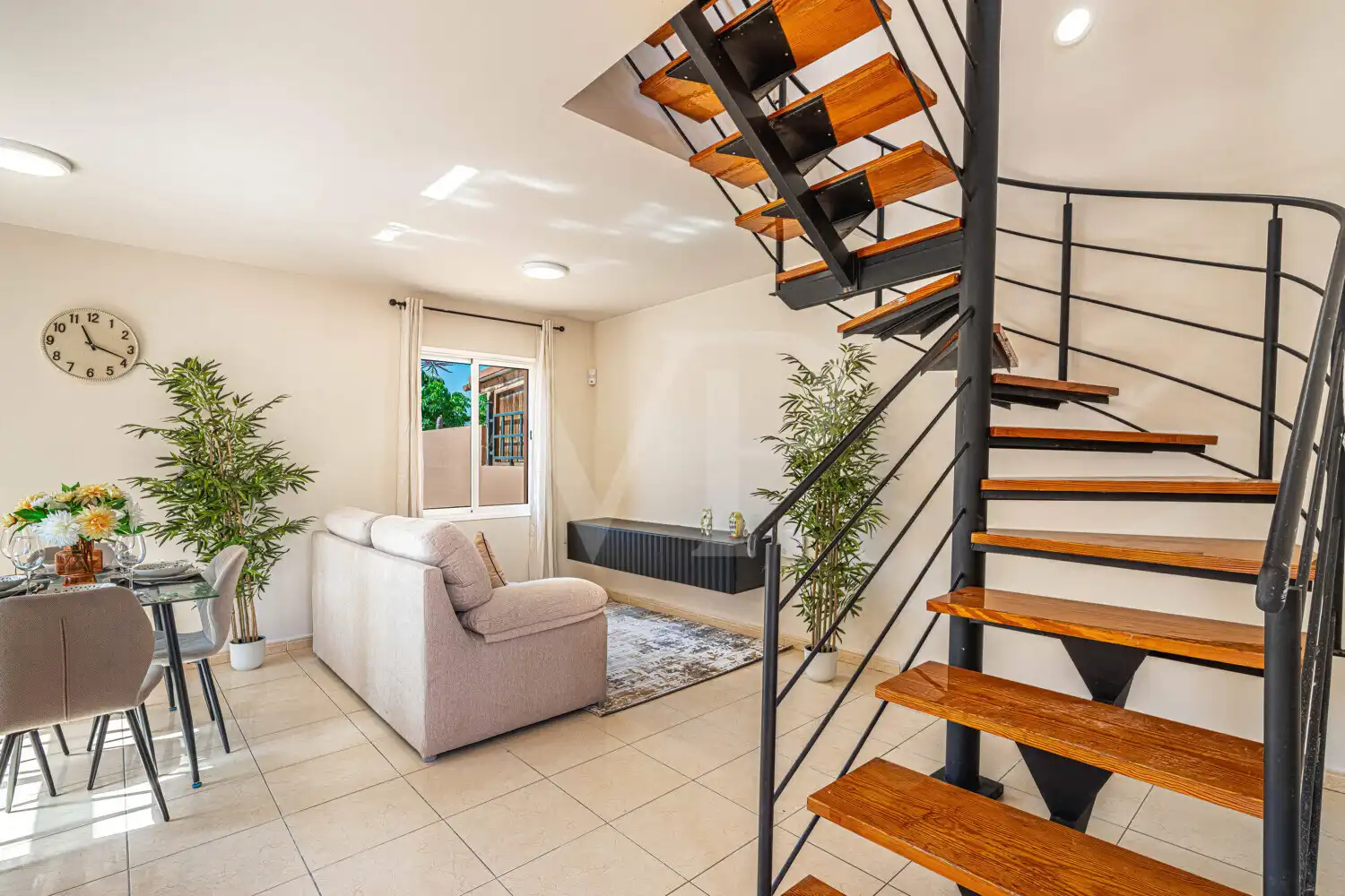 Casa adosada en venta en Arona con Terraza y Piscina comunitaria