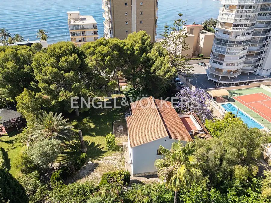 Haus oder Chalet zum Verkauf in El Campello mit Heizung, Privatgarten und Terrasse