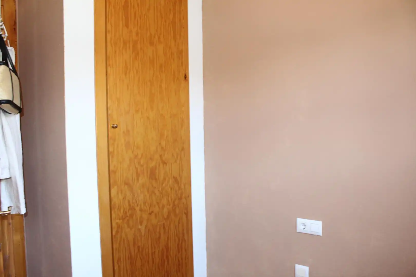 Habitación de Casa adosada en venta en Enix con Aire acondicionado, Calefacción y Jardín privado