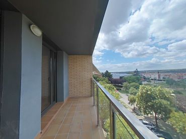 Dúplex amb ascensor en venda a C/ Portugal