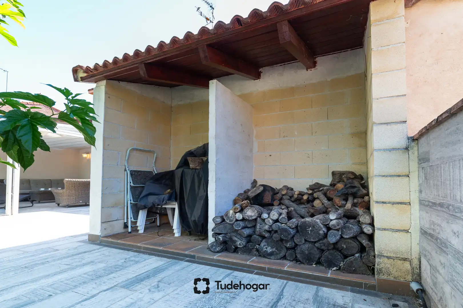 Terraza de Casa o chalet en venta en Tudela de Duero con Calefacción, Jardín privado y Amueblado