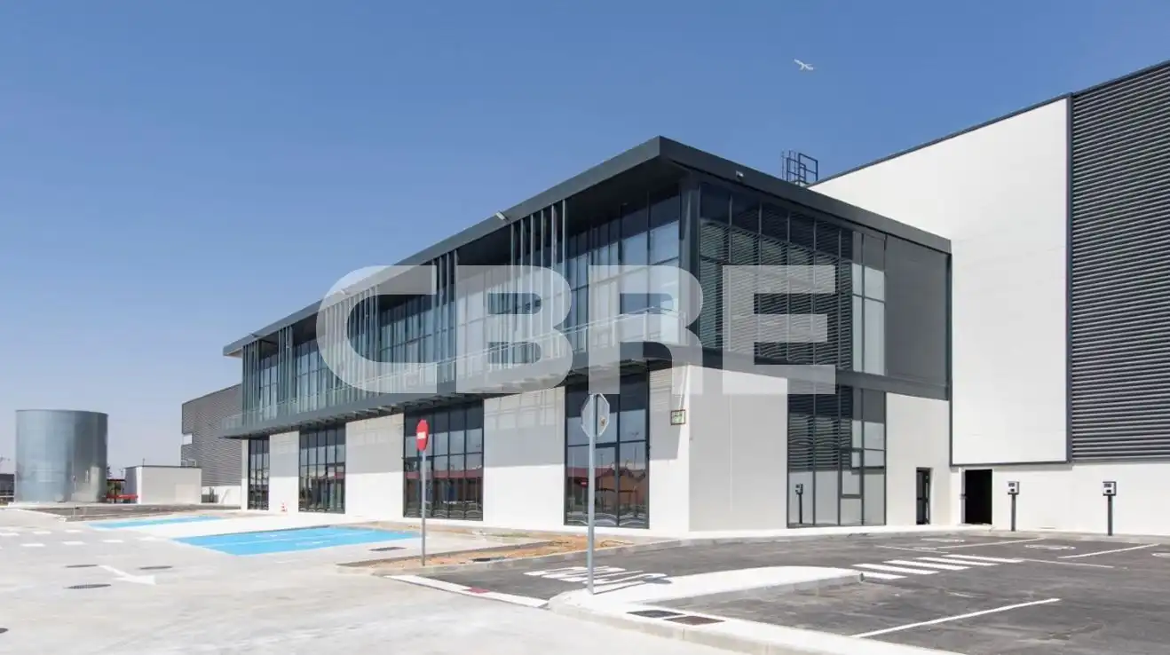 Außenansicht von Fabrikhallen zur Miete in Torrejón de Ardoz
