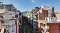 Vista exterior de Àtic en venda en  Barcelona Capital amb Aire condicionat, Calefacció i Terrassa