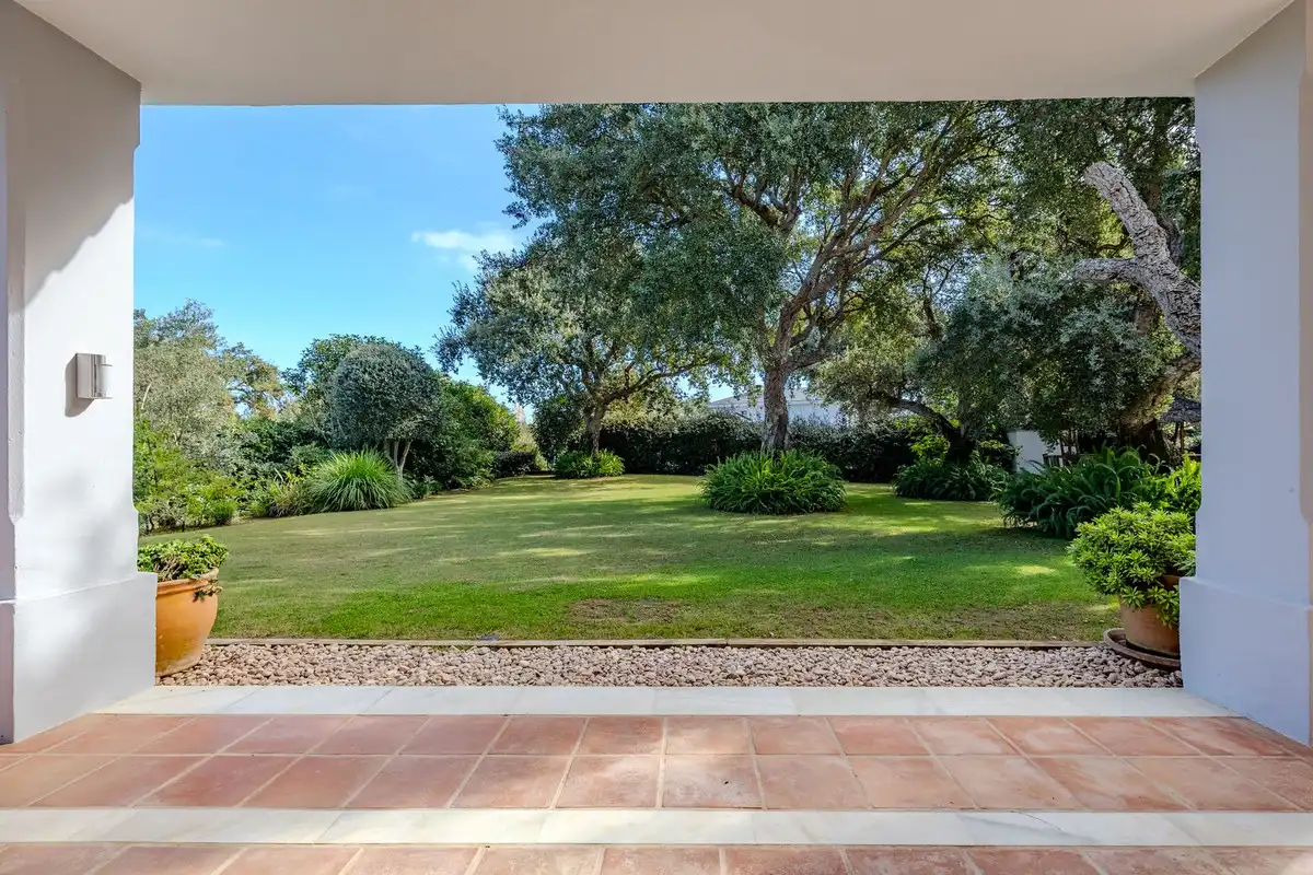 Jardí de Casa o xalet en venda en Sotogrande amb Aire condicionat, Jardí privat i Terrassa