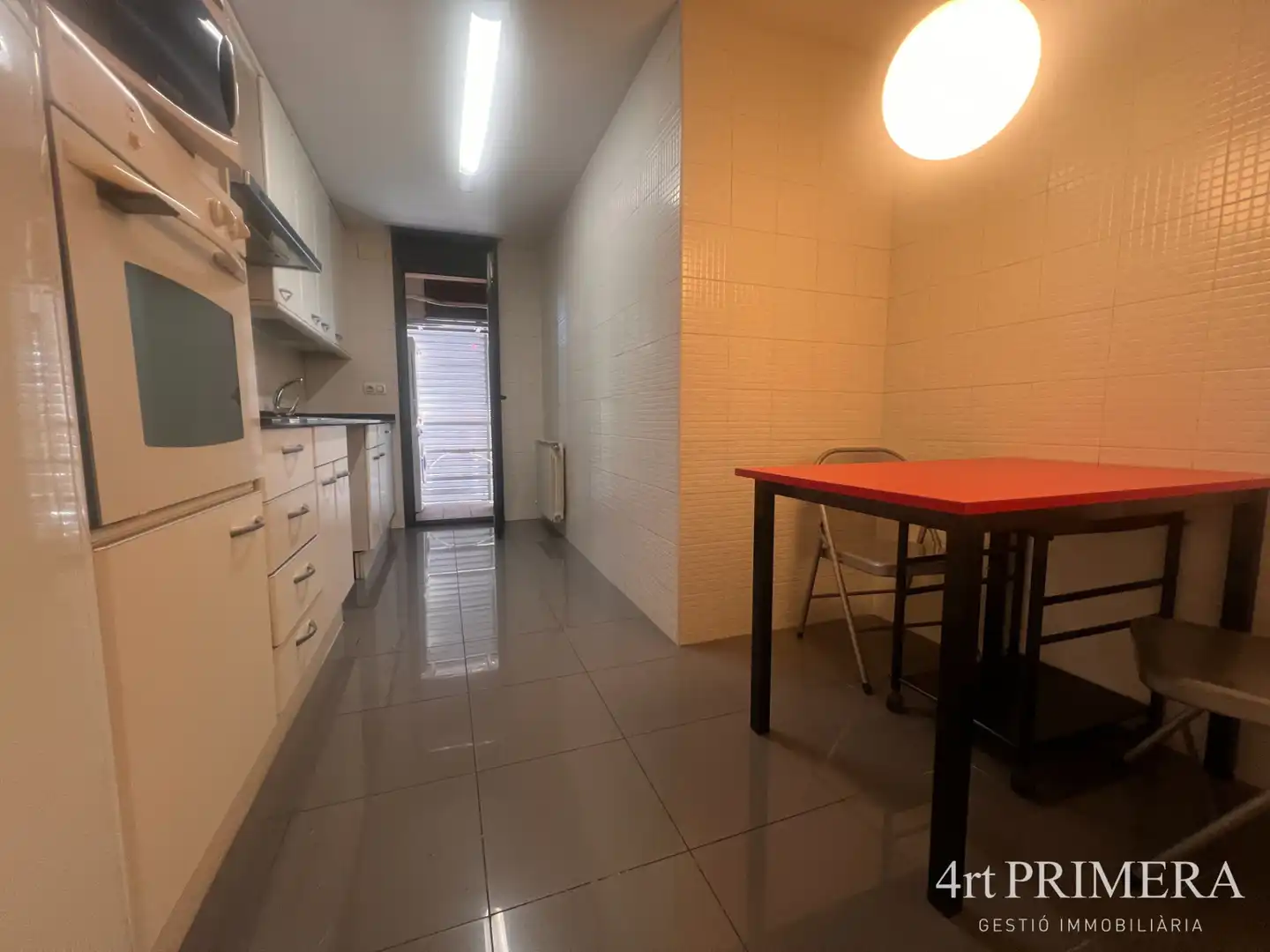 Appartamento con ascensore in affitto a Instituts, imagen 5