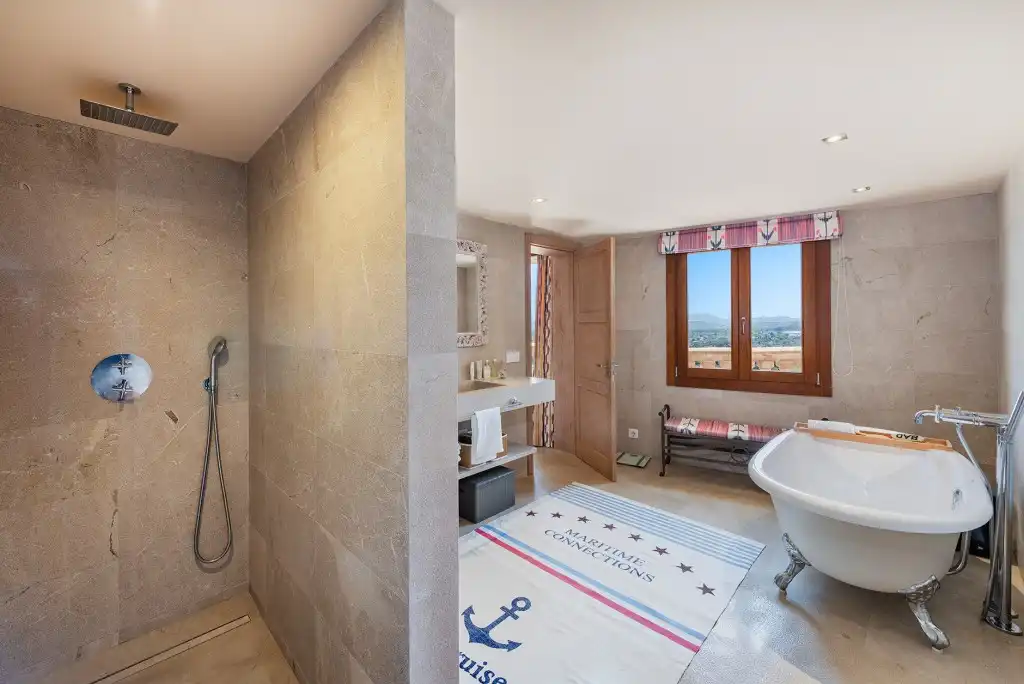Baño de Casa o chalet en venta en Pollença con Aire acondicionado, Calefacción y Jardín privado