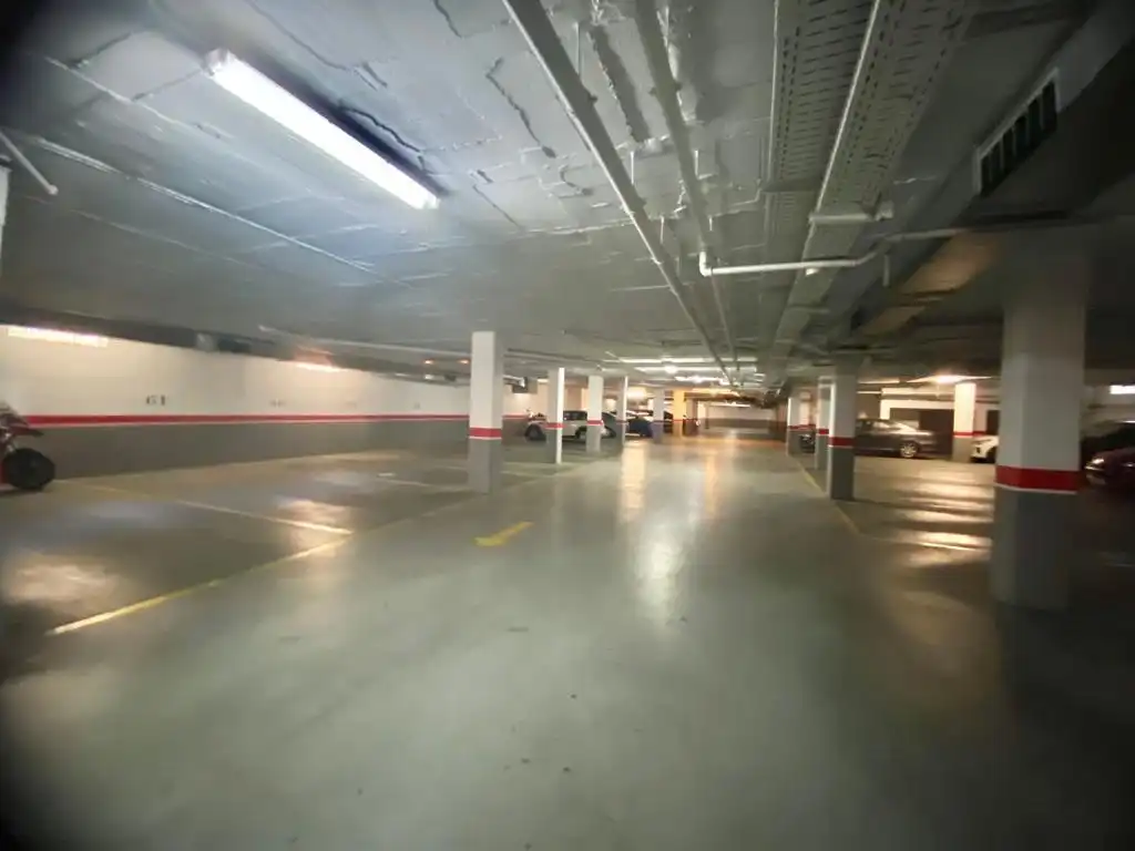 Parking of Flat for sale in Reus  with Air Conditioner, Private garden and Parquet flooring