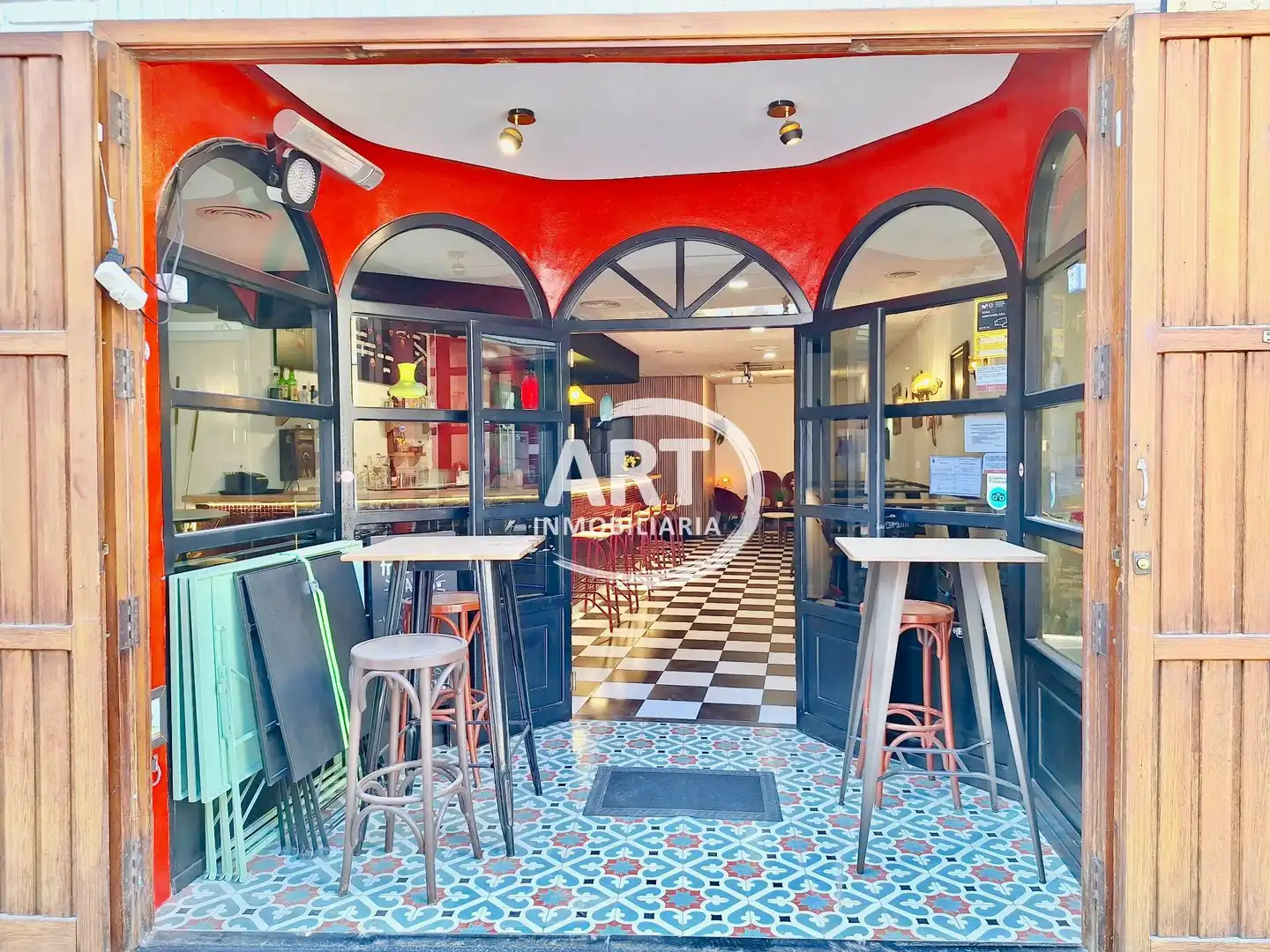 Commercial properties for sale in Bétera  with Air Conditioner and Furnished