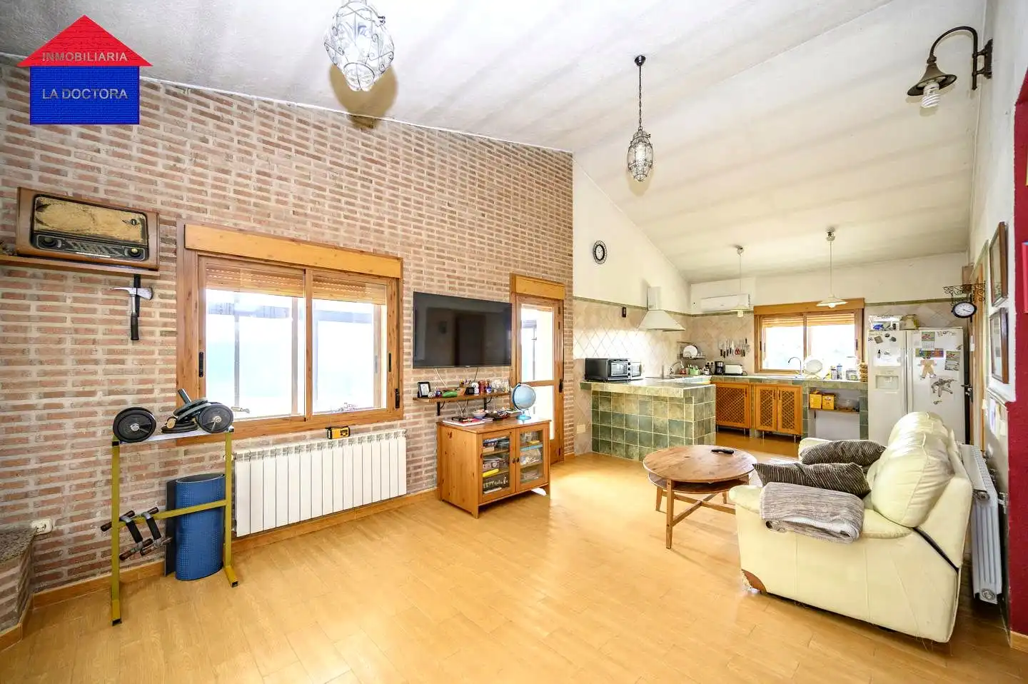 Sala de estar de Casa o chalet en venta en Méntrida con Aire acondicionado, Calefacción y Jardín privado
