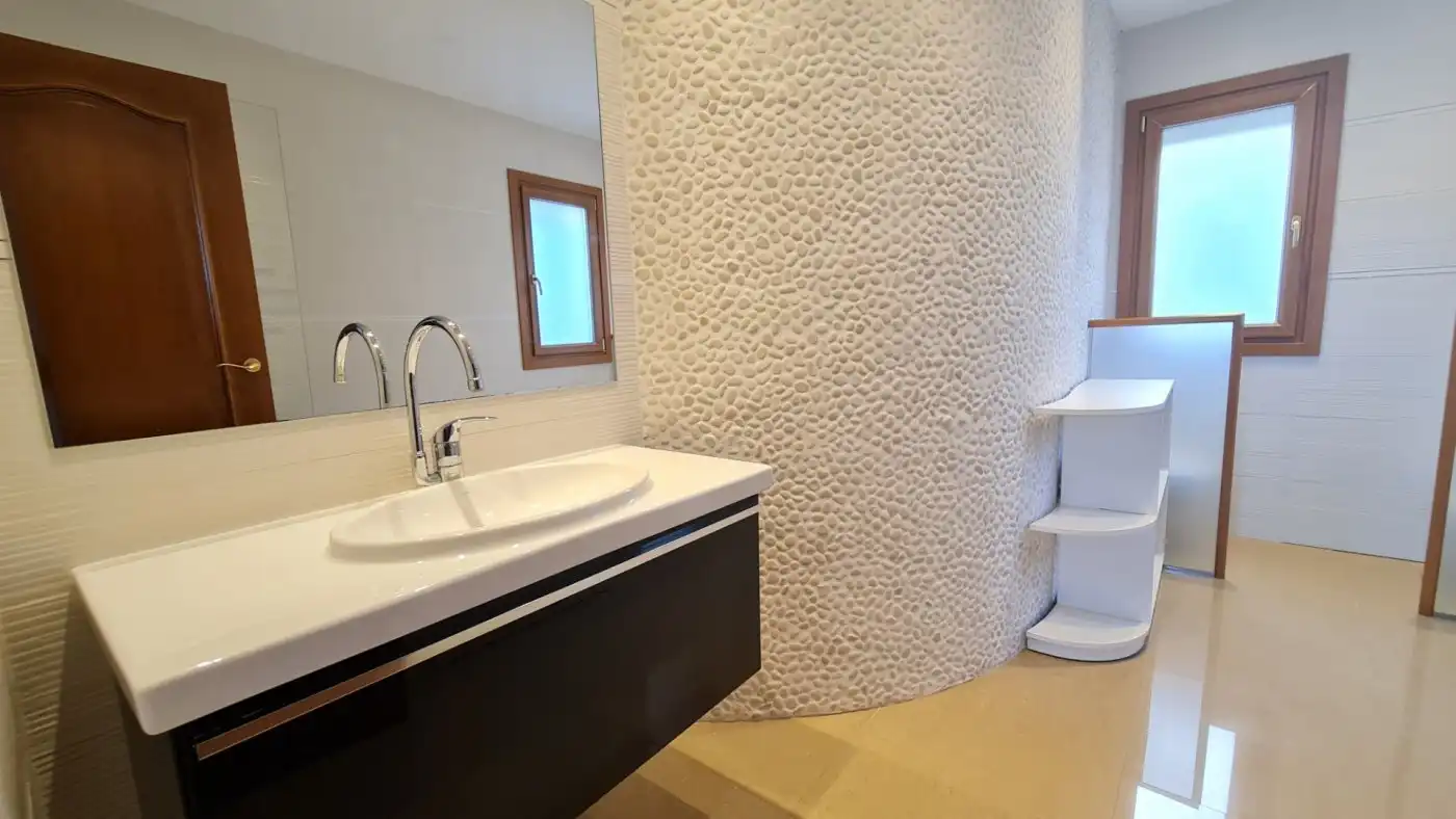 Bathroom of Houses for sale in Calvià  with Heating, Private garden and Terrace