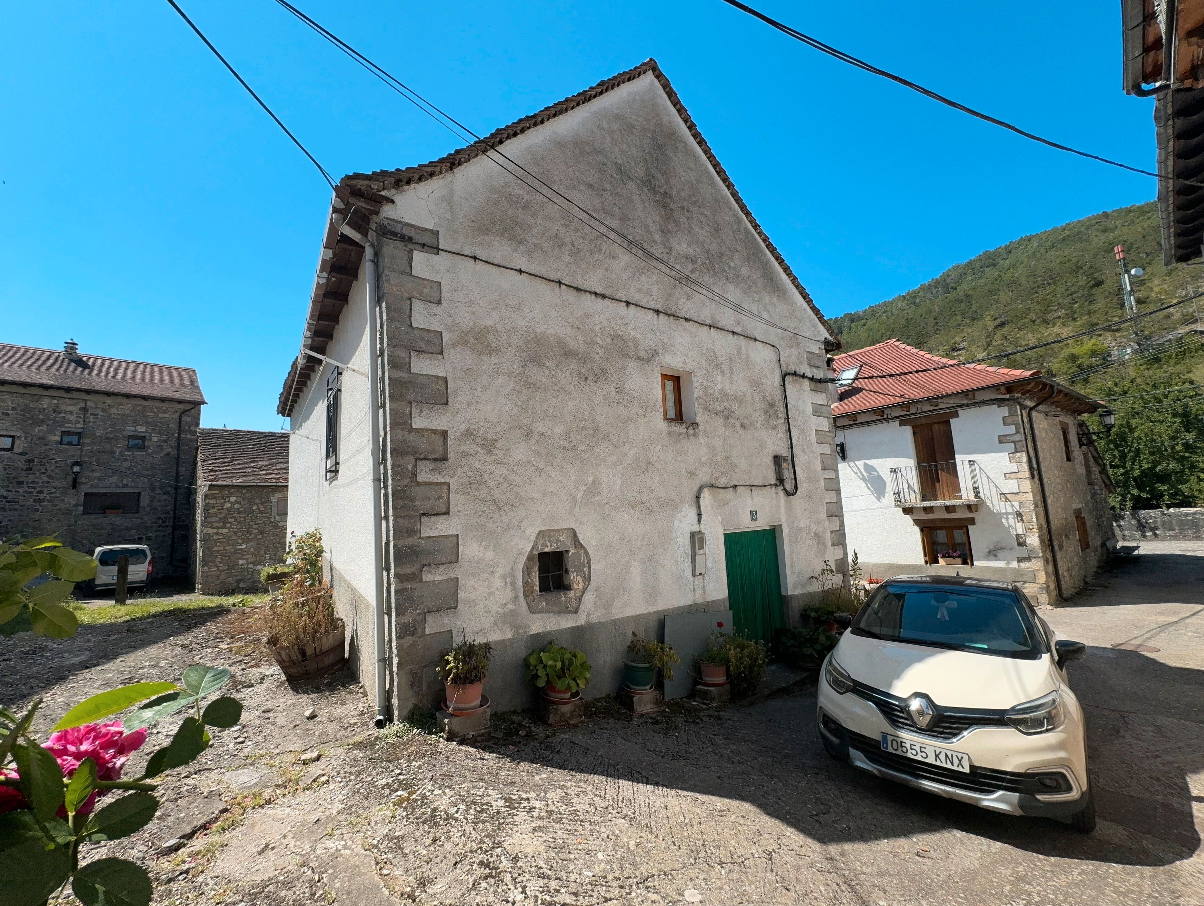Vista exterior de Casa o xalet en venda en Fago amb Calefacció, Parquet i Traster