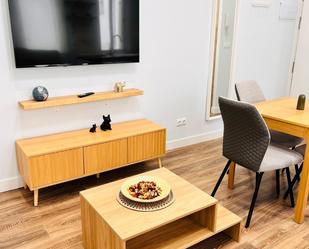 Sala d'estar de Apartament en venda en  Madrid Capital amb Aire condicionat