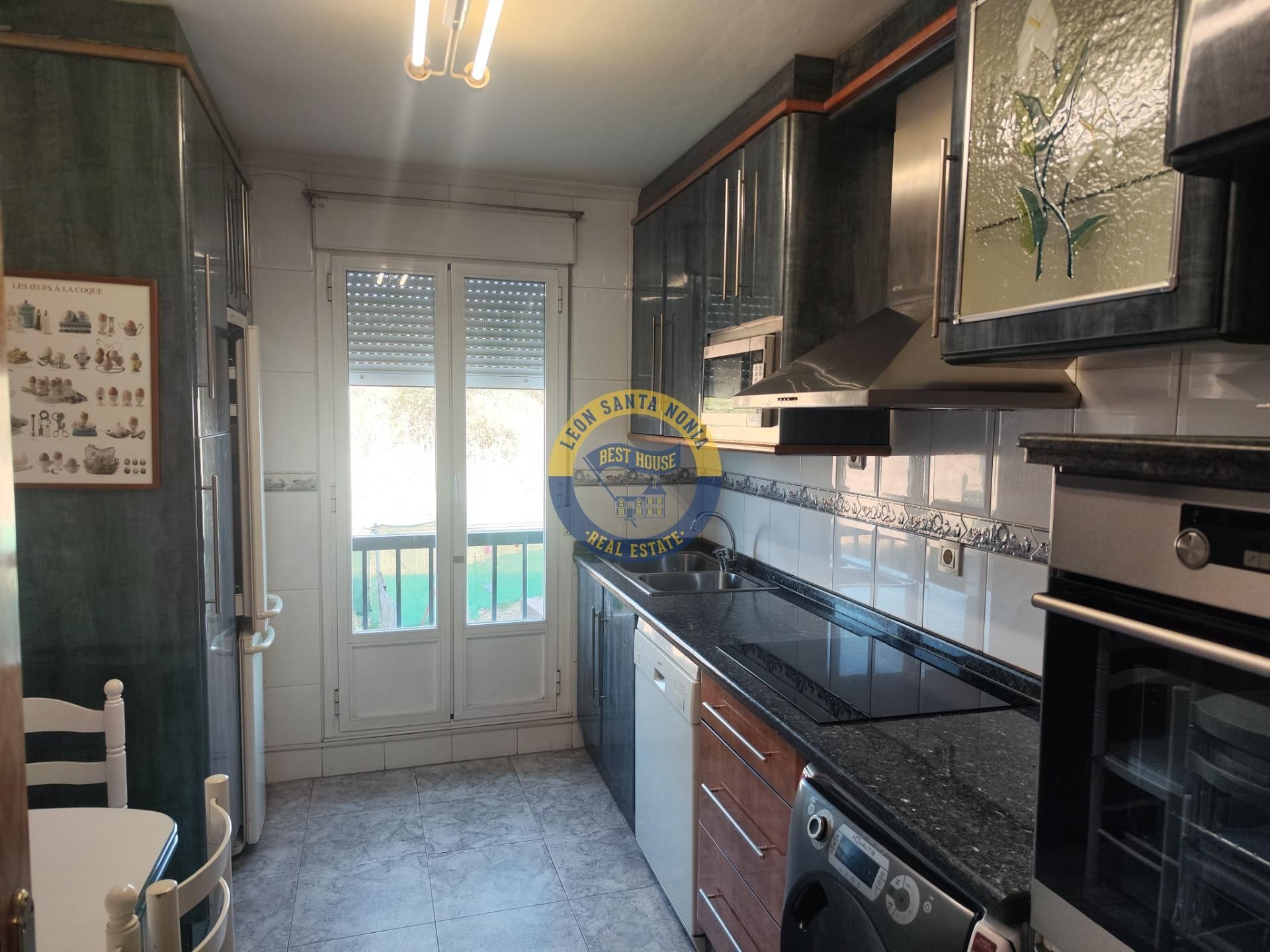 Kitchen of Flat for sale in Villaquilambre  with Heating, Terrace and Storage room