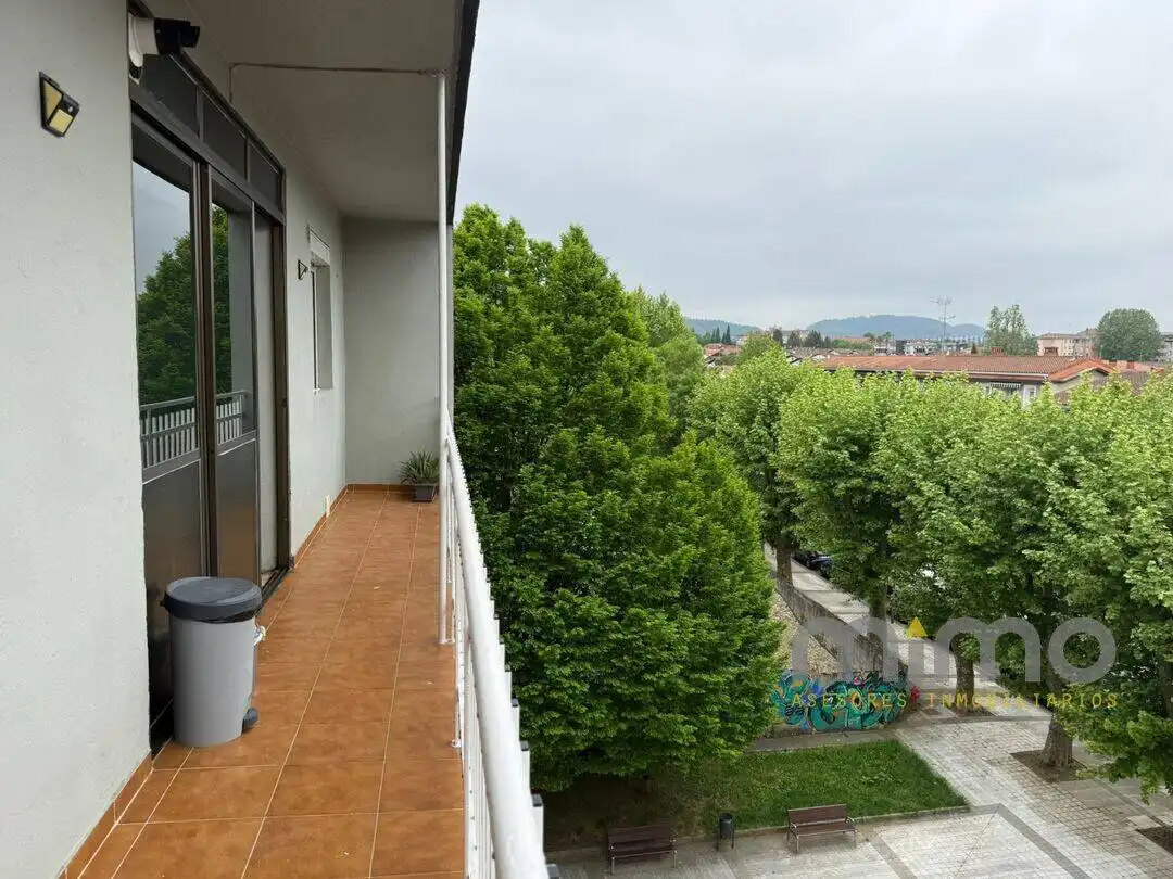 Terraza de Piso en venta en Irun  con Calefacción y Balcón