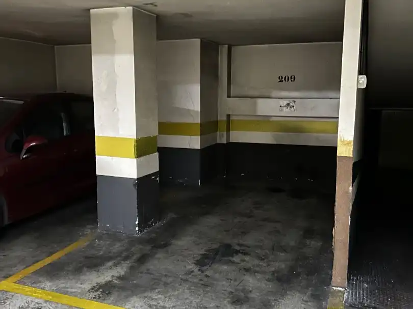 Parking of Garage for rent in Granada