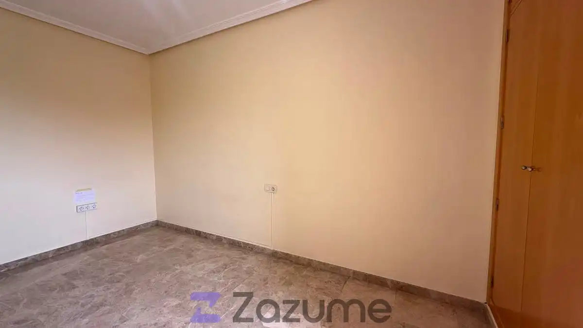 Schlafzimmer von Wohnung zur Miete in Murcia mit Klimaanlage, Heizung und Terrasse