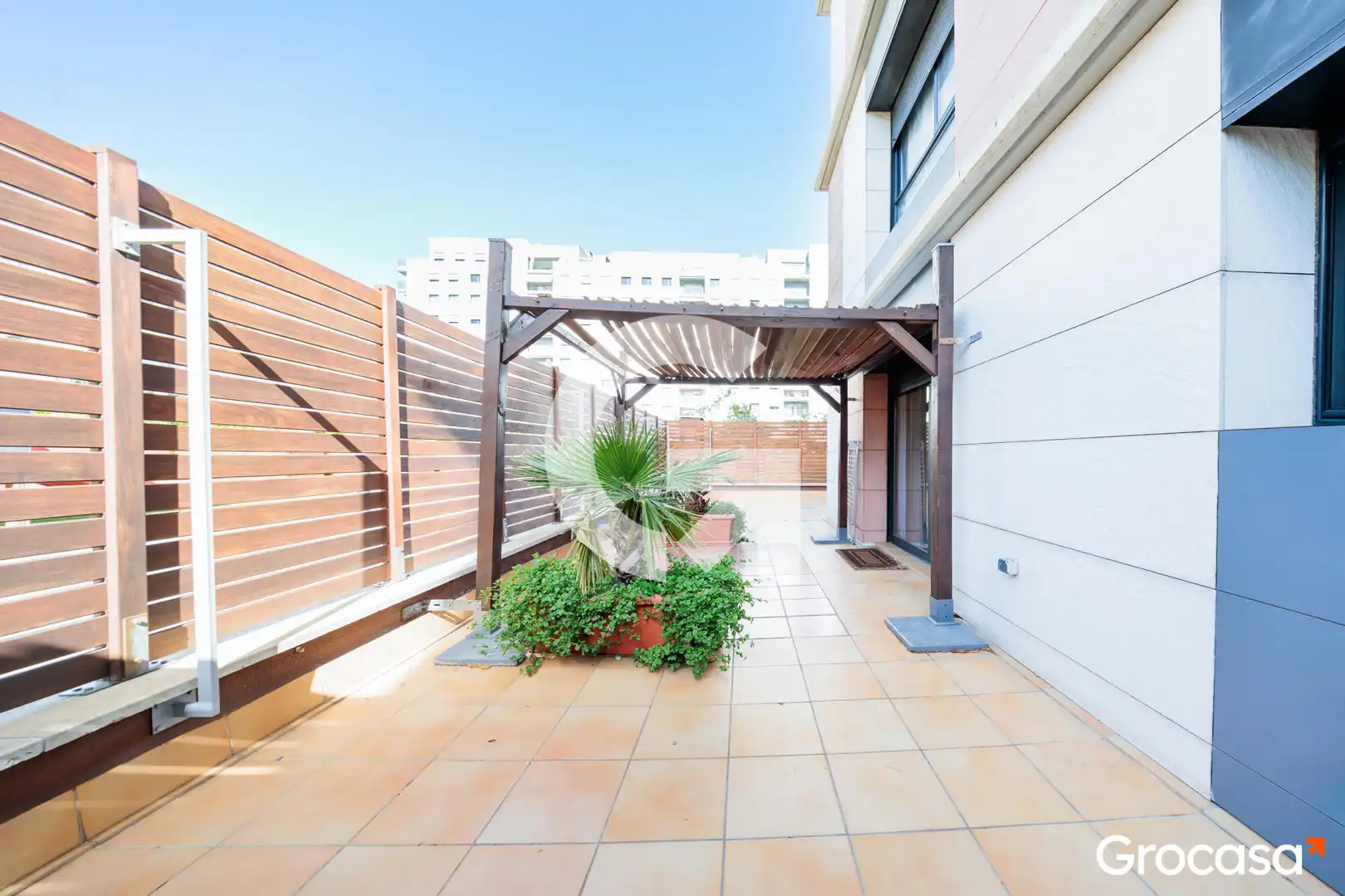 Terrace of Ground floor for sale in Terrassa  with Air Conditioner, Heating and Private garden