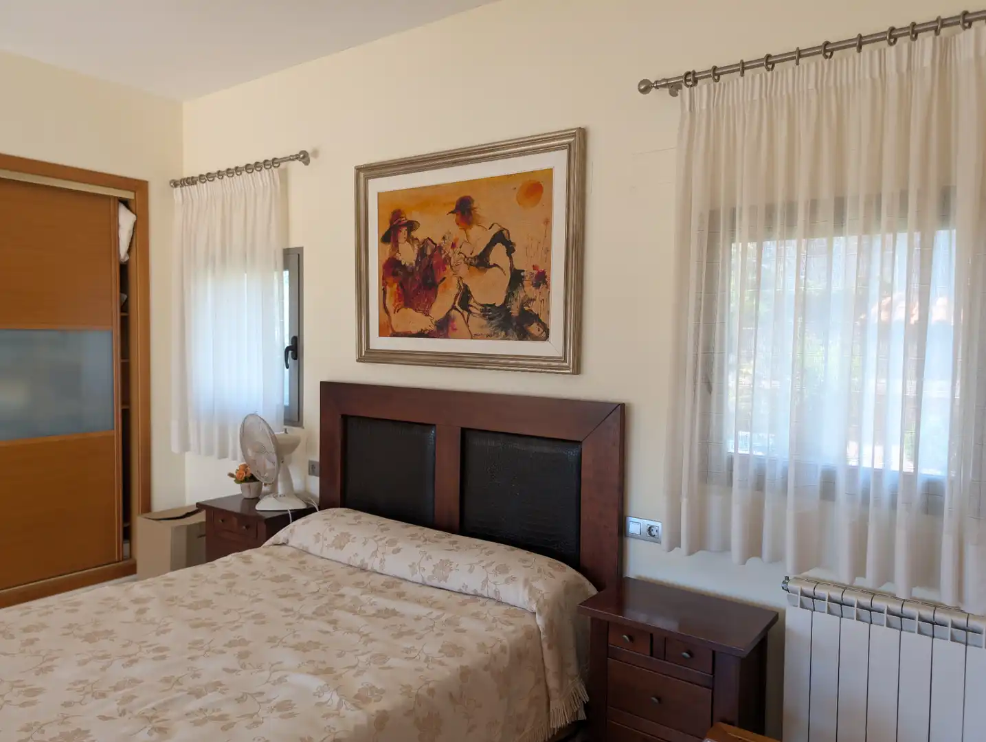 Habitación de Casa o chalet en venta en Castellón de la Plana / Castelló de la Plana con Calefacción, Jardín privado y Terraza