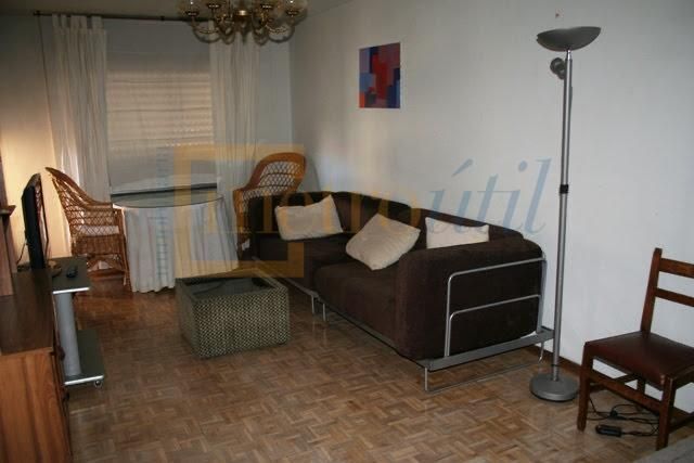 Living room of Flat for sale in Salamanca Capital  with Heating, Parquet flooring and Storage room