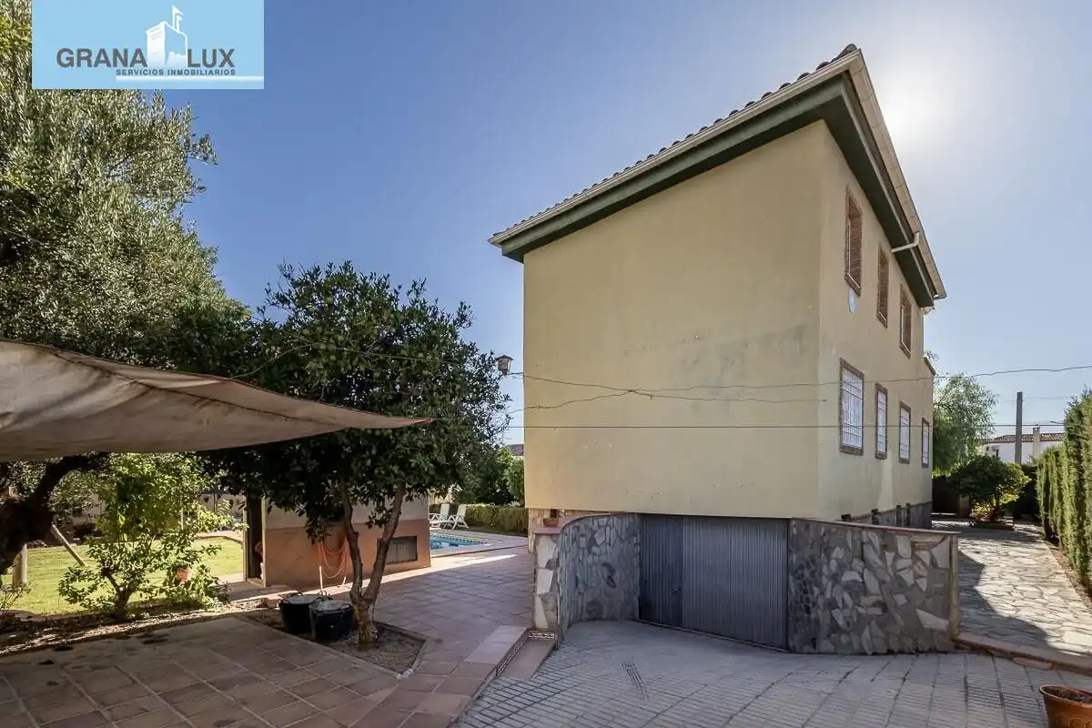 Chalet con piscina en venta en Calle del Arache, imagen 42