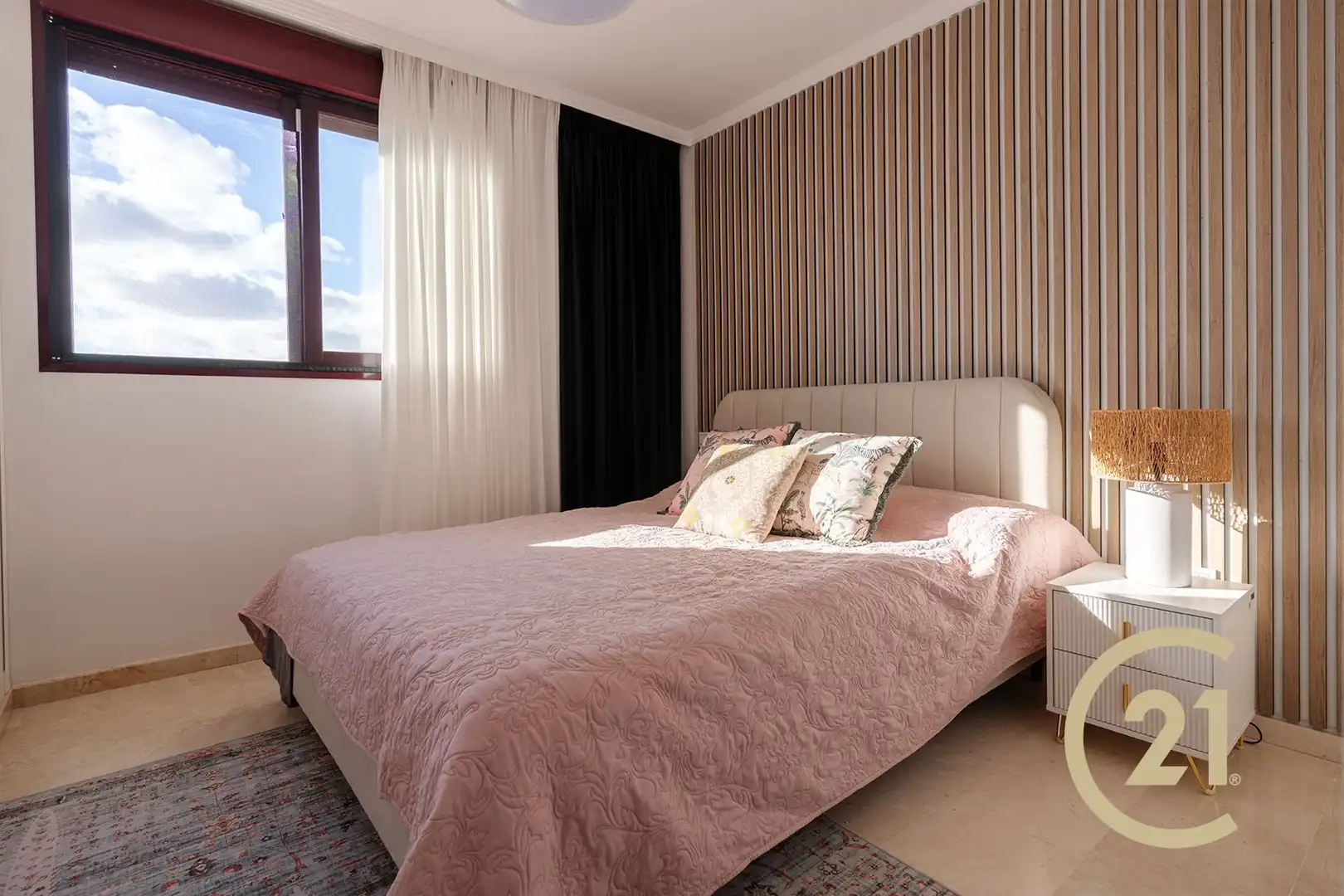 Habitación de Casa adosada en venta en Ojén con Aire acondicionado, Calefacción y Jardín privado
