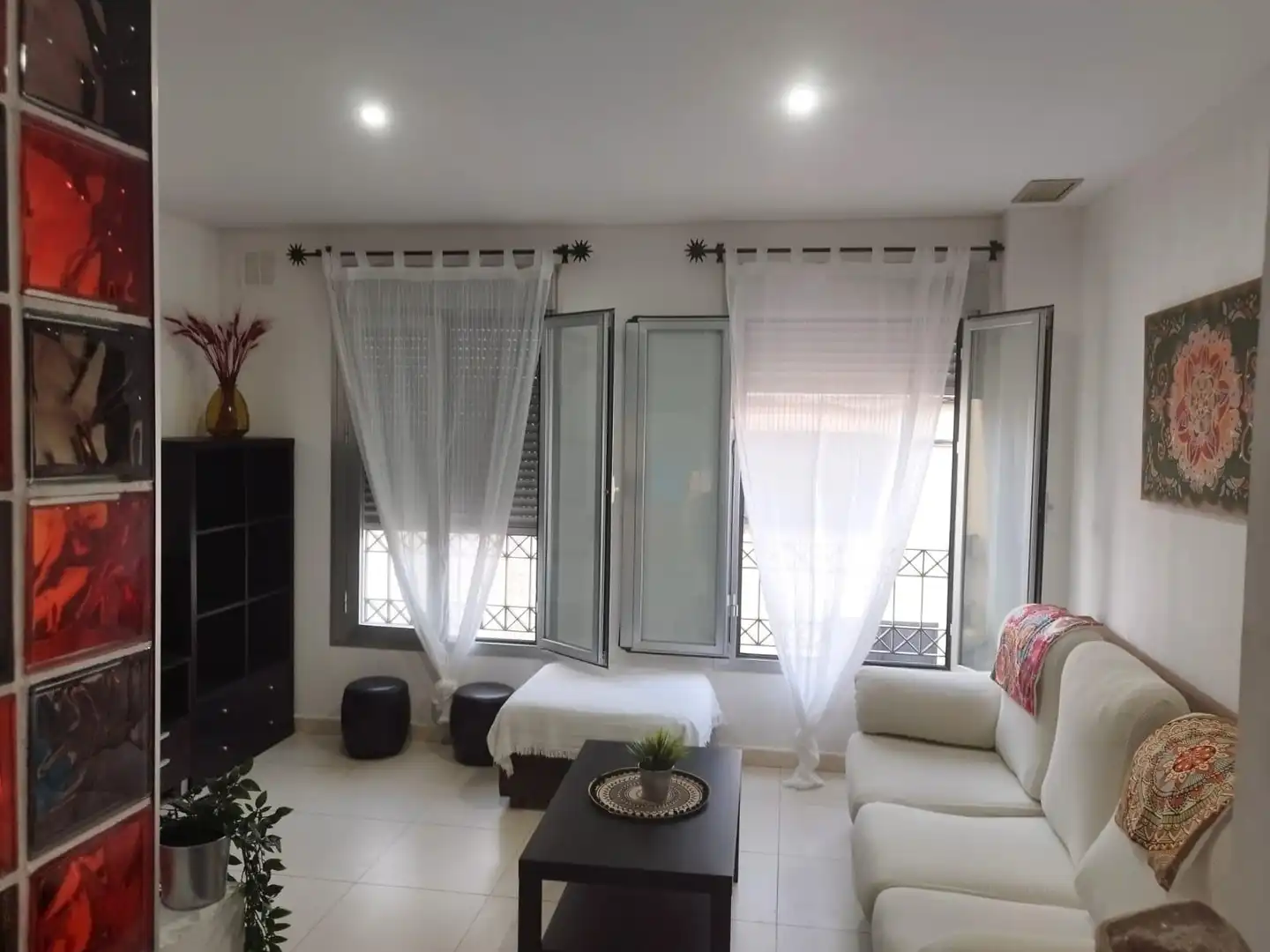 Sala d'estar de Apartament en venda en Puerto Real amb Moblat