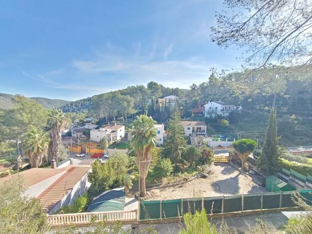 Terreno residencial en Venta en Carrer CRISTOFOR COLON, 24 en Canyelles