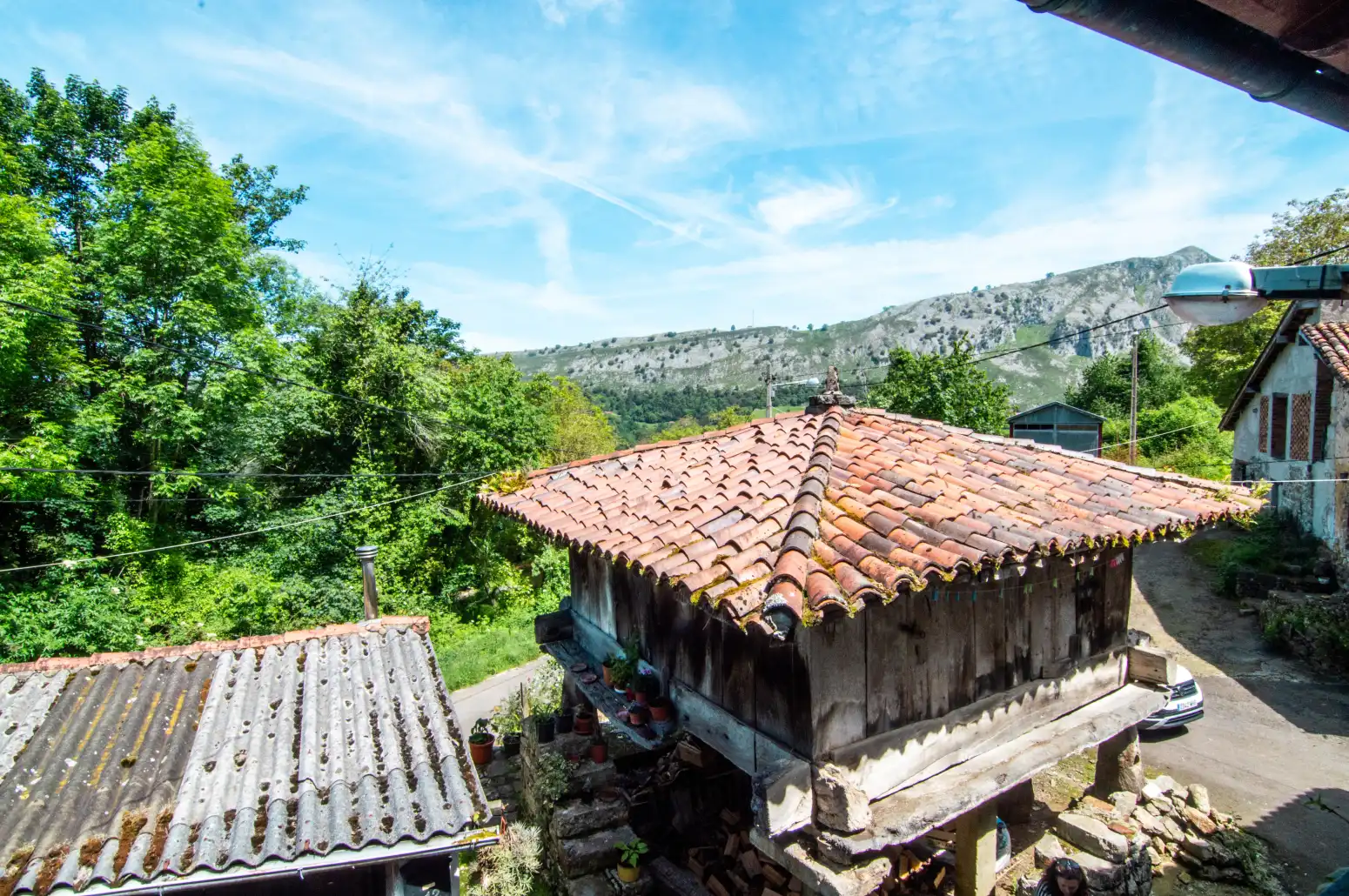 Vista exterior de Casa o xalet en venda en Llanes amb Calefacció