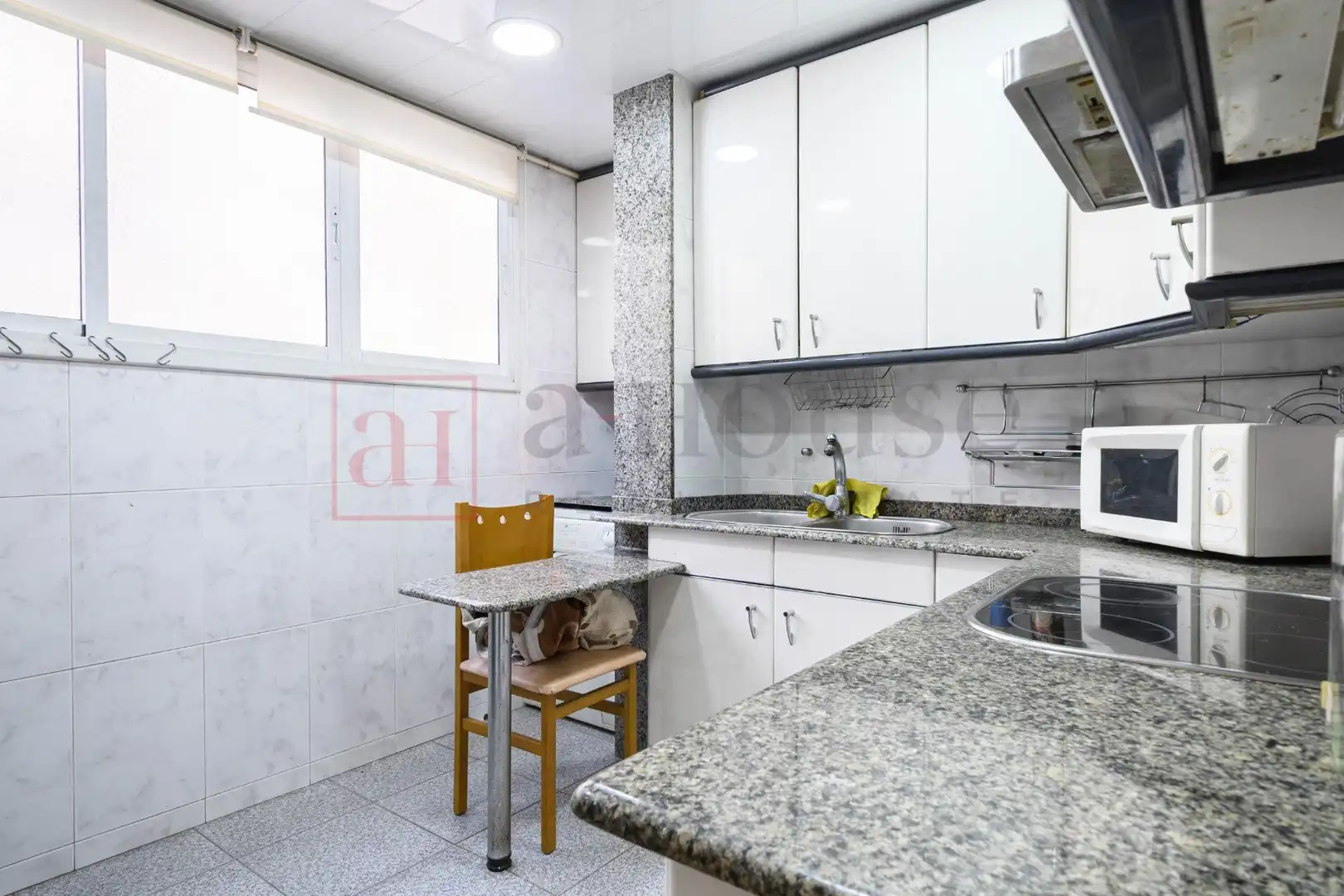 Appartamento con terrazza in vendita a Calle CANTABRIA, imagen 13