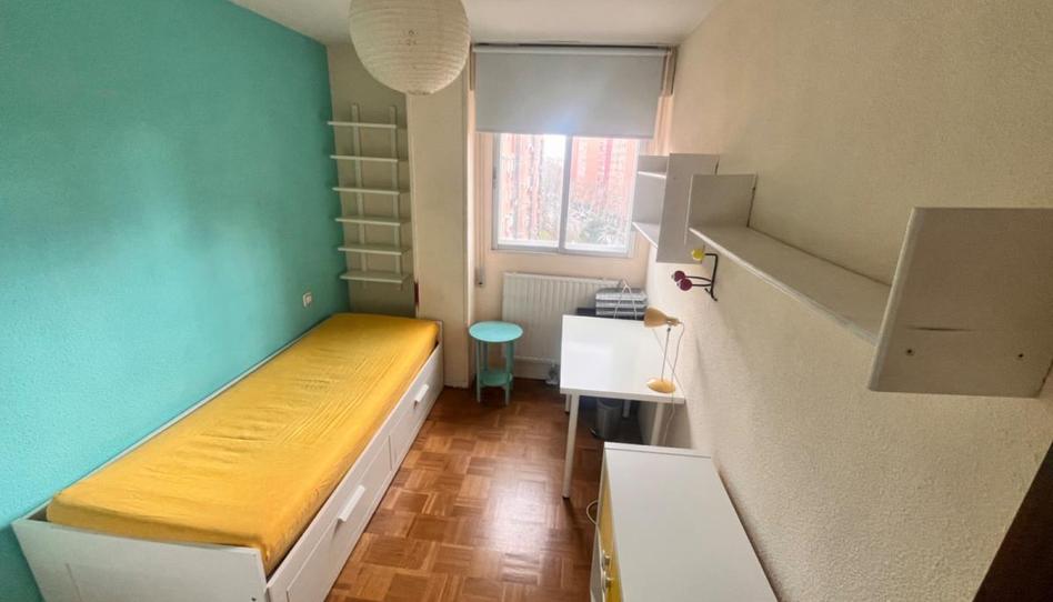 Foto 1 de Apartament per a compartir a Numancia, Madrid