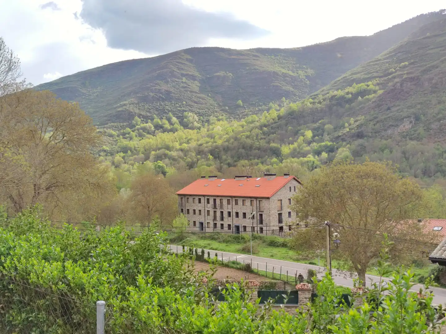 Außenansicht von Wohnungen zum Verkauf in Ezcaray mit Heizung, Abstellraum und Möbliert