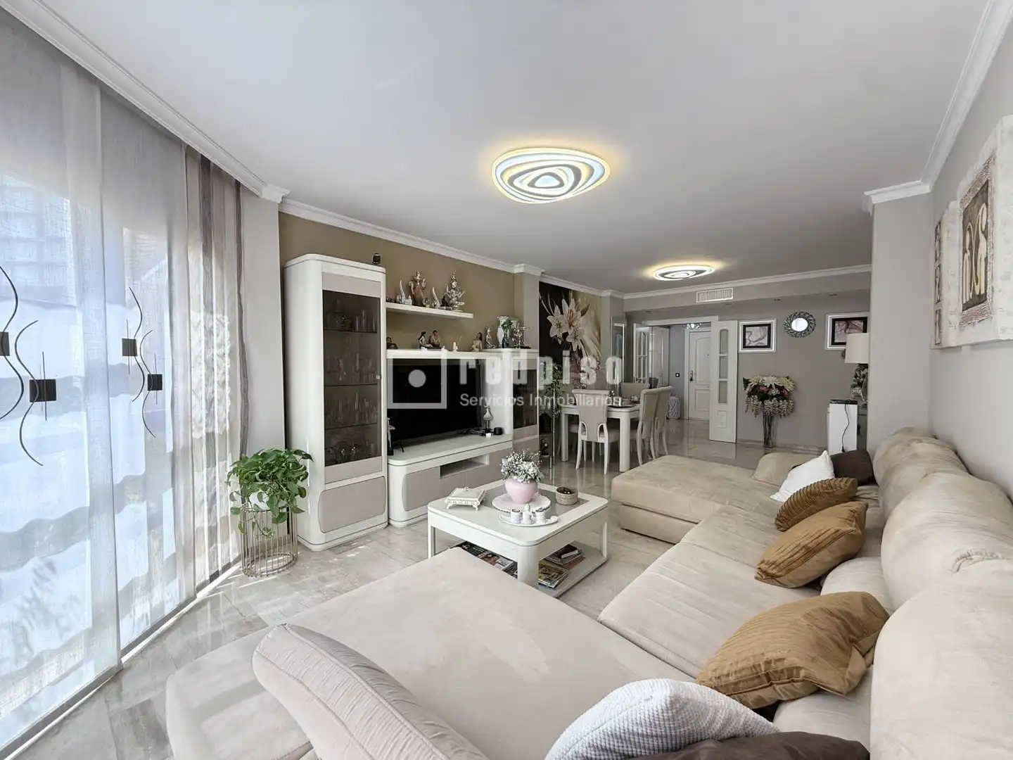Sala de estar de Piso en venta en Málaga con Aire acondicionado, Calefacción y Jardín privado