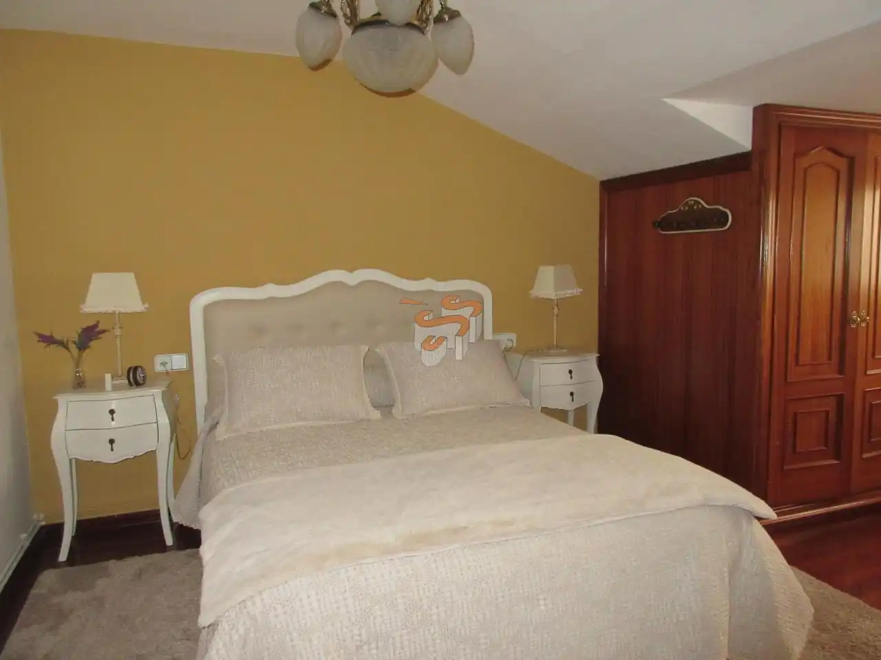 Habitación de Casa o chalet en venta en Cabanas con Calefacción y Jardín privado
