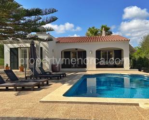 Vista exterior de Casa o xalet en venda en Maó amb Aire condicionat, Jardí privat i Terrassa