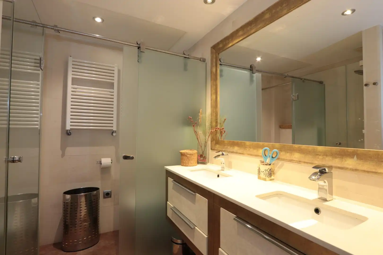 Bathroom of Detached homes for sale in Cartagena  with Air Conditioner, Heating and Terrace