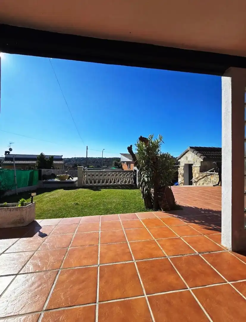 Jardí de Casa o xalet en venda en Santa Cruz del Retamar amb Calefacció, Jardí privat i Terrassa