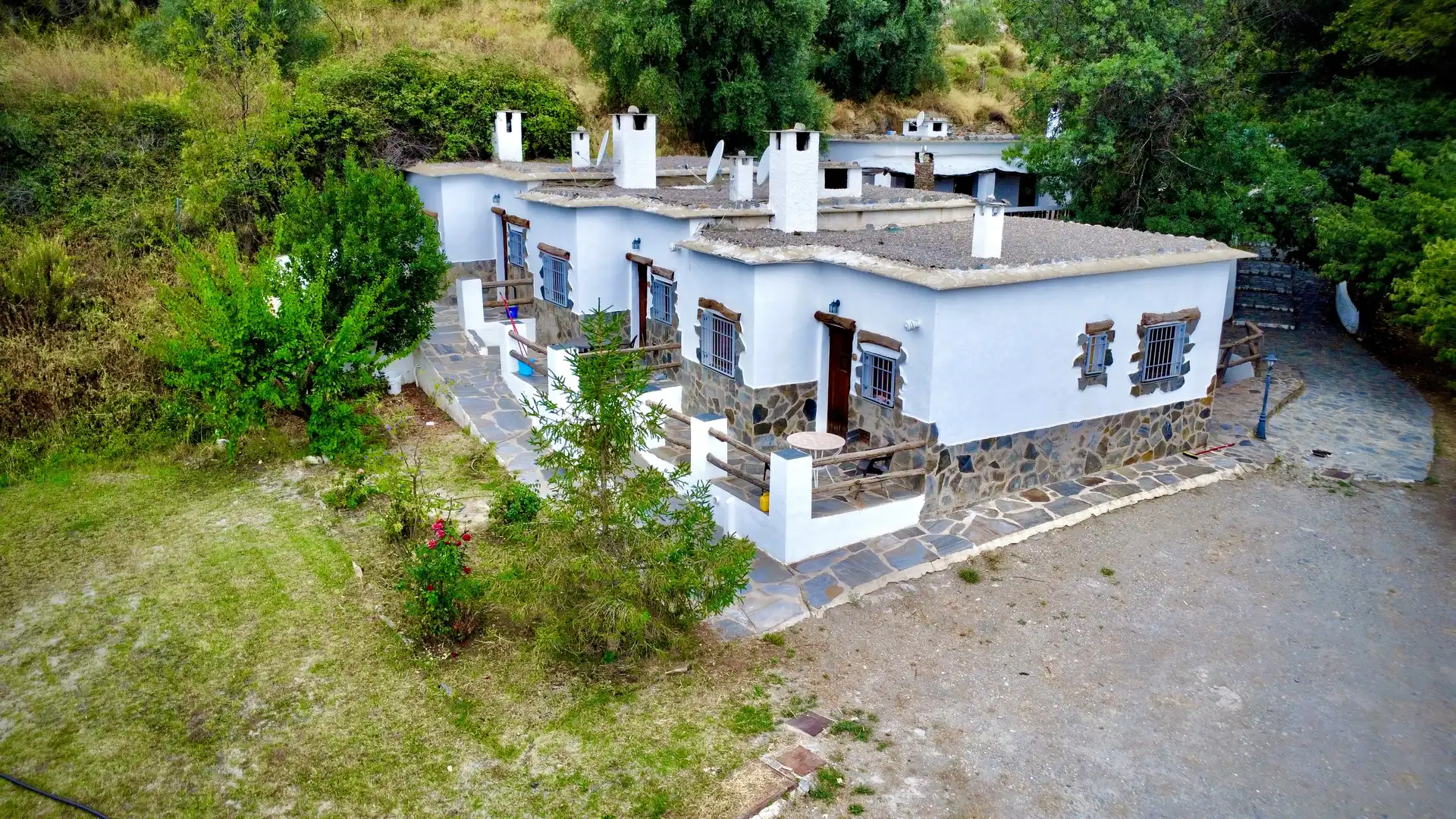 Vista exterior de Terreno en venta en Alpujarra de la Sierra