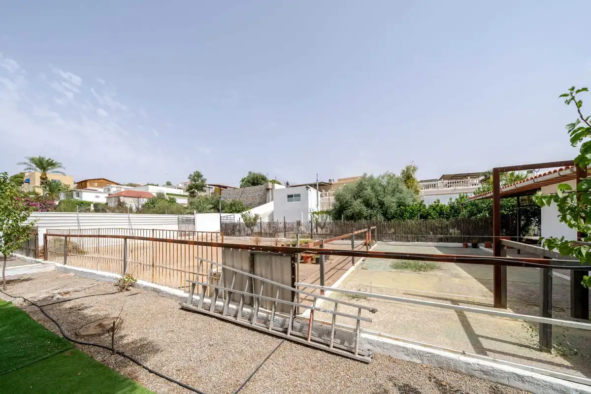 Garden of Houses for sale in Albatera  with Air Conditioner, Heating and Private garden
